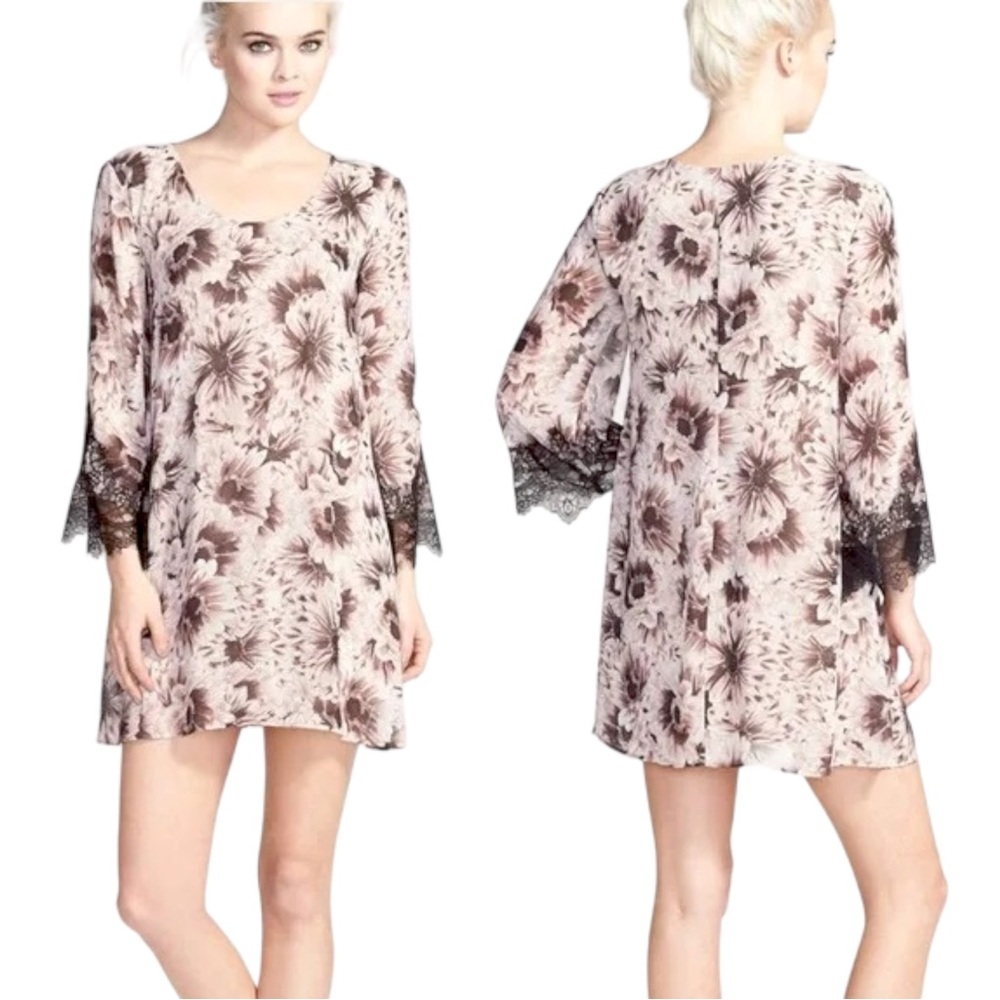 ASTR Floral Bell Lace Sleeve Boho Mini Dress